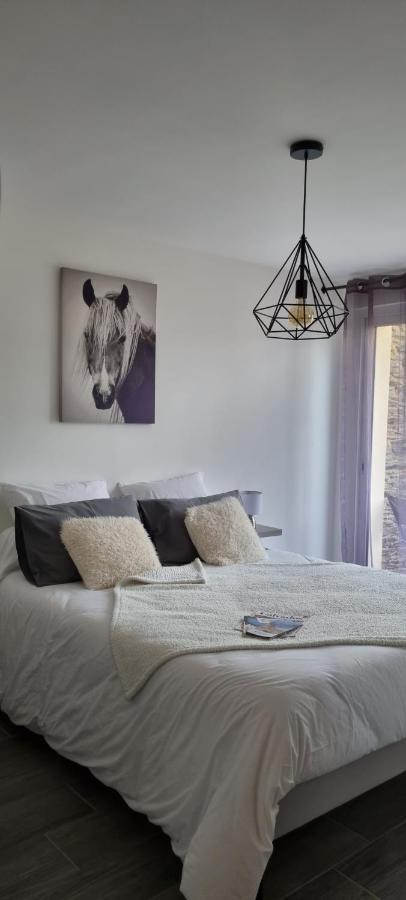 Bed and Breakfast La Bergerie Du Mesnil Livry  Екстер'єр фото