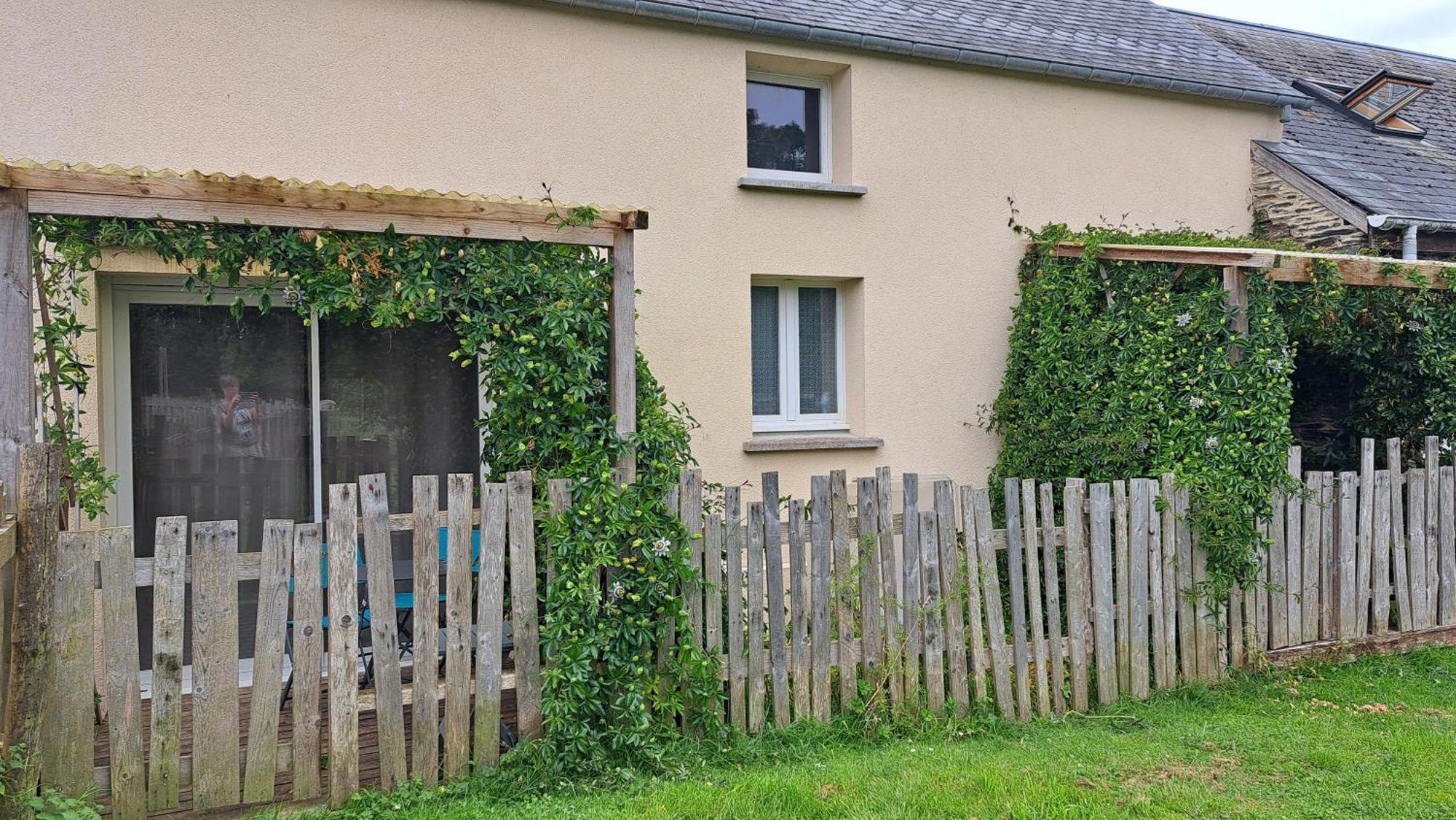 Bed and Breakfast La Bergerie Du Mesnil Livry  Екстер'єр фото